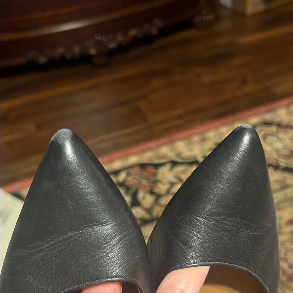 Nina Originals Leather Pumps - Picture 6 of 7